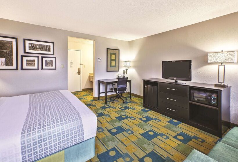 酒店 La Quinta Inn By Wyndham Toledo Perrysburg