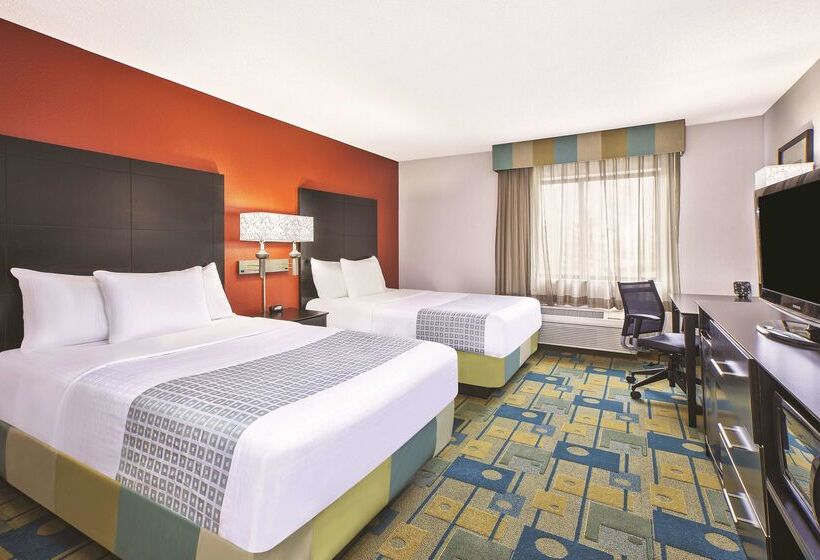 酒店 La Quinta Inn By Wyndham Toledo Perrysburg