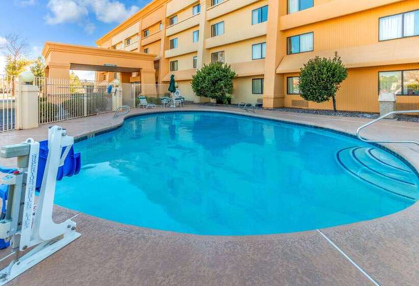 هتل La Quinta Inn & Suites By Wyndham Las Cruces Organ Mountain