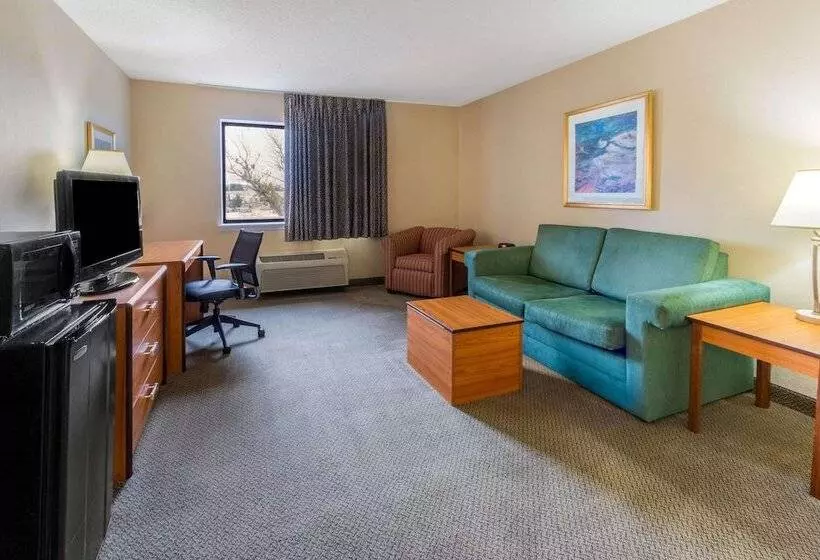 Отель La Quinta Inn & Suites By Wyndham Las Cruces Organ Mountain