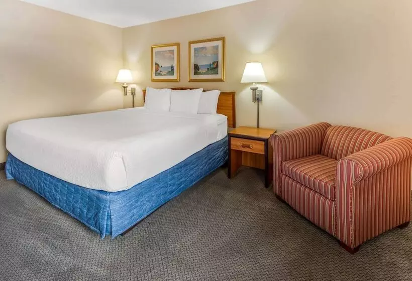 Отель La Quinta Inn & Suites By Wyndham Las Cruces Organ Mountain