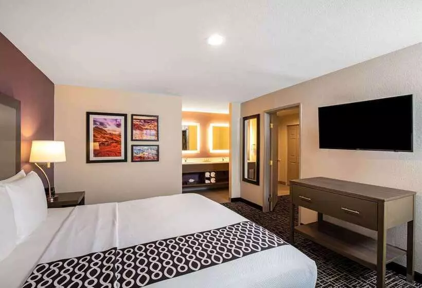 Hotel La Quinta Inn & Suites By Wyndham Las Vegas Nellis