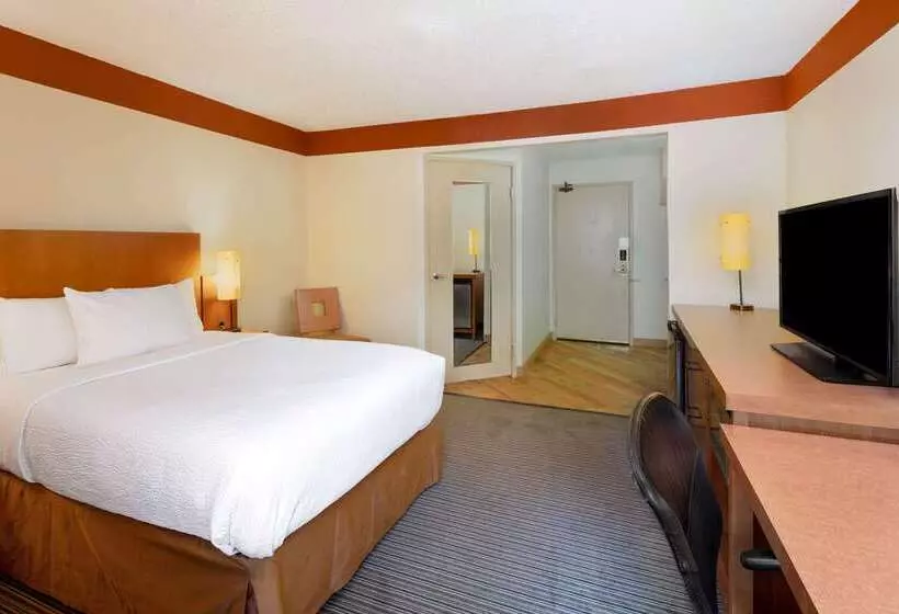 酒店 Spark By Hilton Savannah Midtown