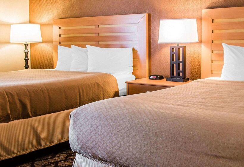 هتل Quality Inn & Suites Warren   Detroit