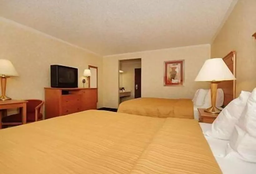 ホテル Quality Inn Harrisburg Hershey Area