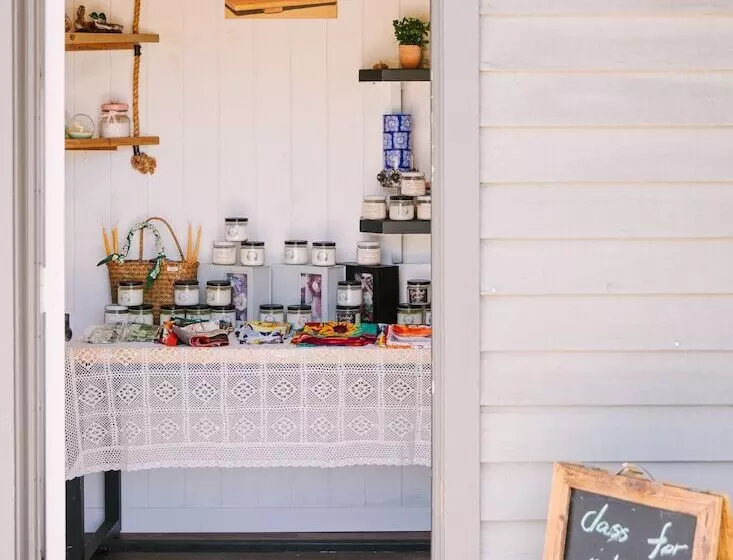 Отель Sonder Woods Cove