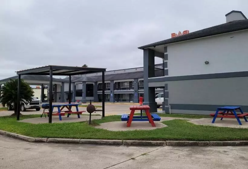 ホテル Texas Inn And Suites Raymondville