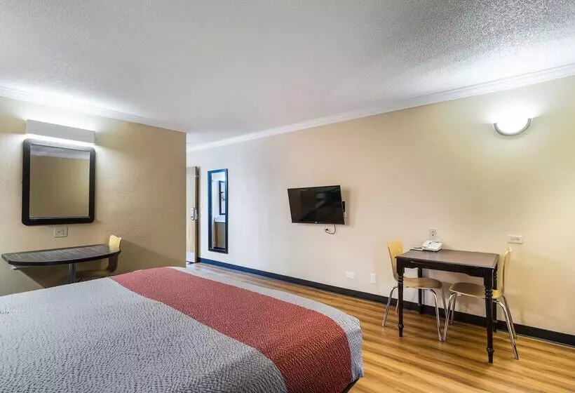 Motel 6libertyville, Il