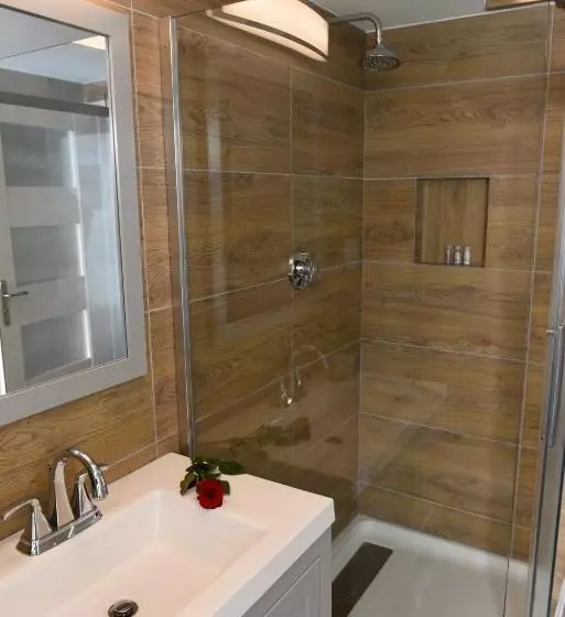 汽车旅馆  Cape Cod Veranda