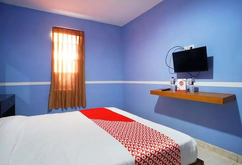 Urbanview Hotel De Grand Garuda Balikpapan
