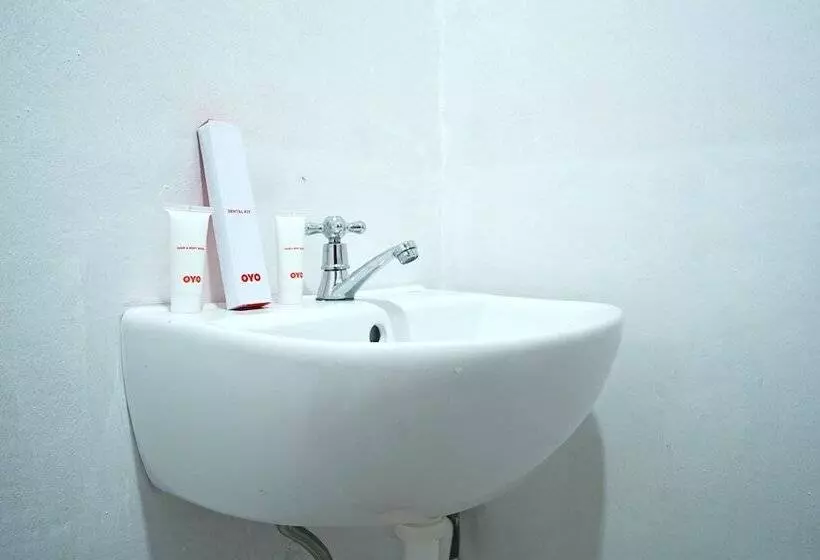 Urbanview Hotel De Grand Garuda Balikpapan