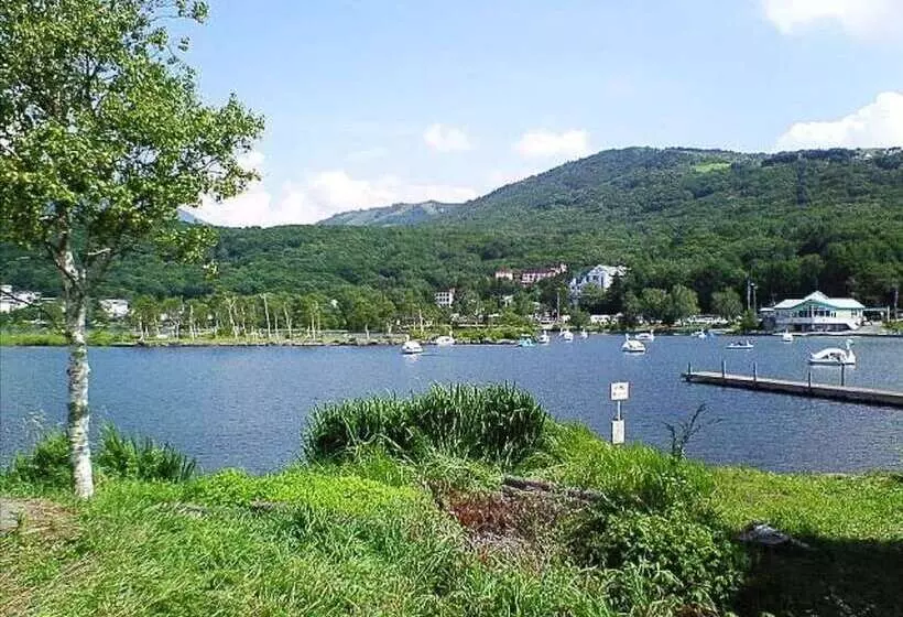 簡易ホテル Shirakabako Sakaeen