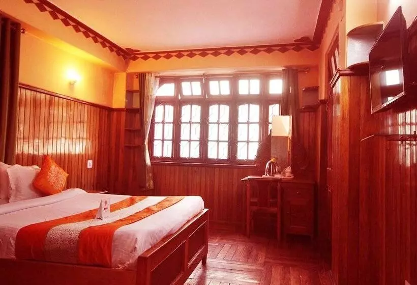 ホテル Deep Residency By Oyo Rooms