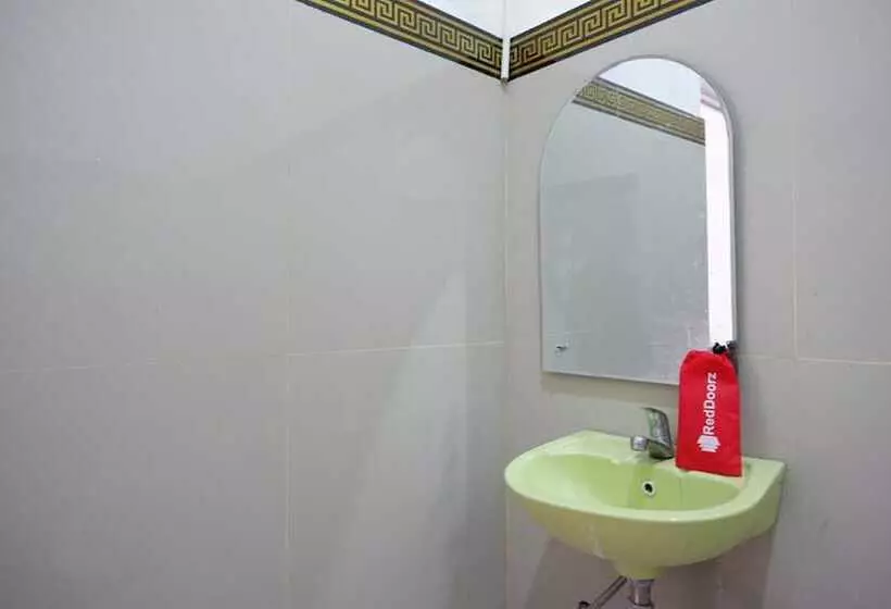 ペンション Reddoorz Near Bolu Toraja