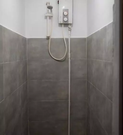 پانسیون Sacred Lotus   Vegan Café X Hostel