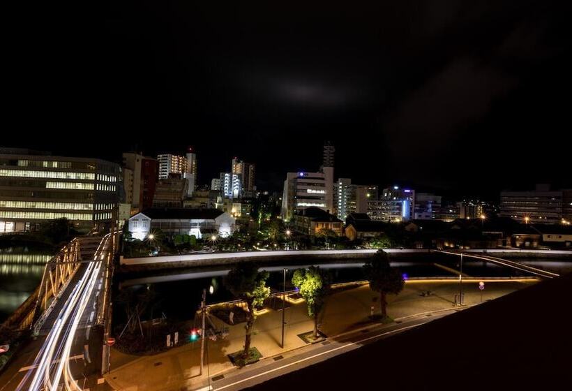 Albergue Almas Guest House(アルマス）