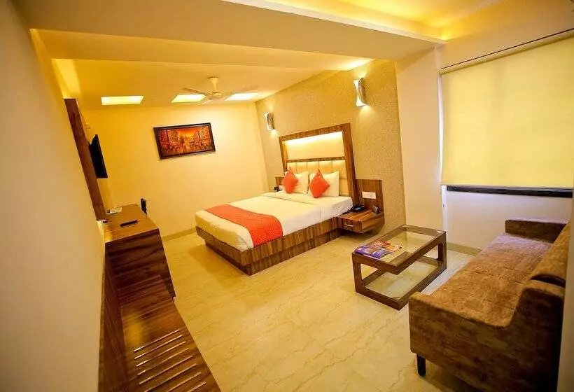 ベッドアンドブレックファースト Moti Palace