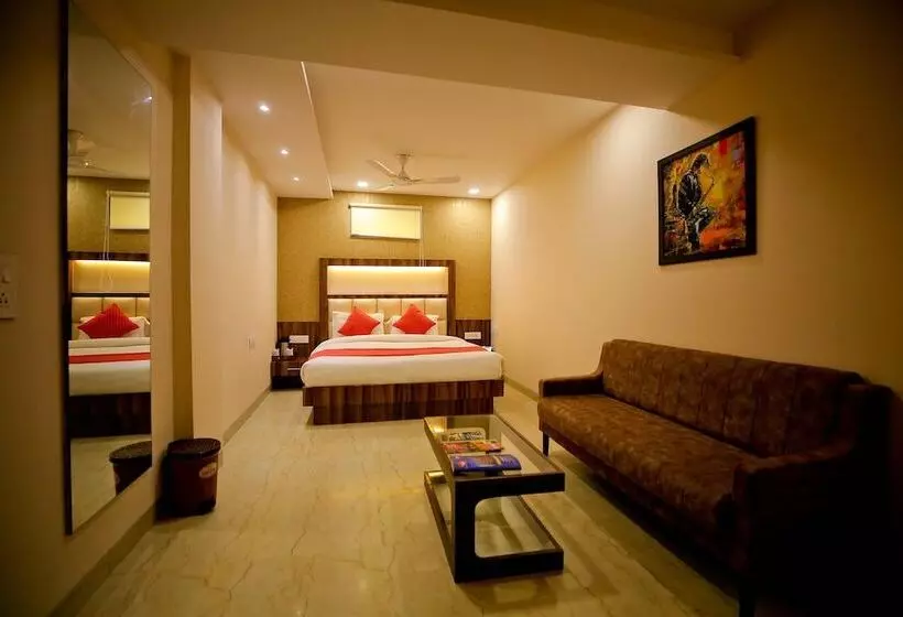 ベッドアンドブレックファースト Moti Palace