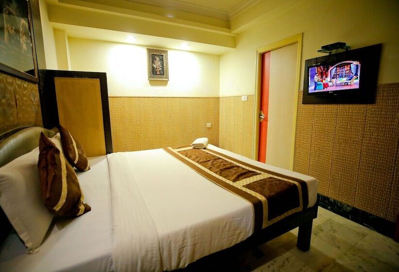 تختخواب و صبحانه Moti Palace