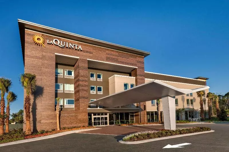 Hotelli La Quinta Inn & Suites By Wyndham Orlando Idrive Theme Parks
