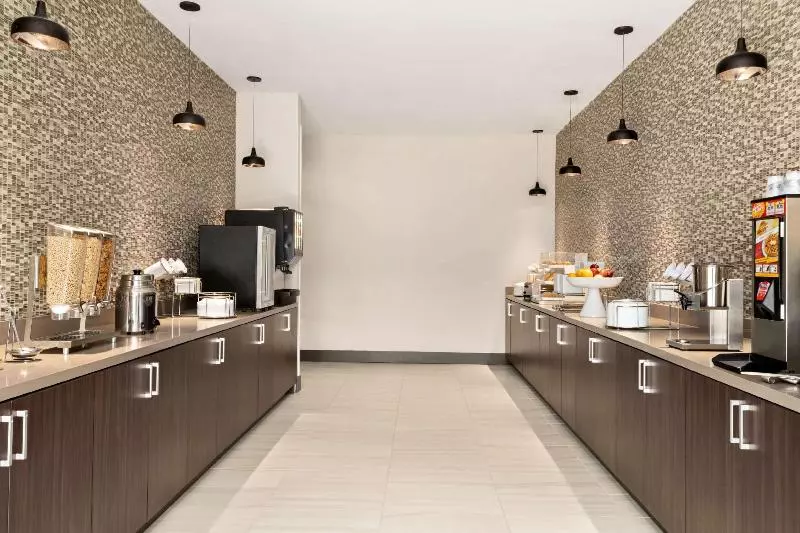 Hotelli La Quinta Inn & Suites By Wyndham Orlando Idrive Theme Parks