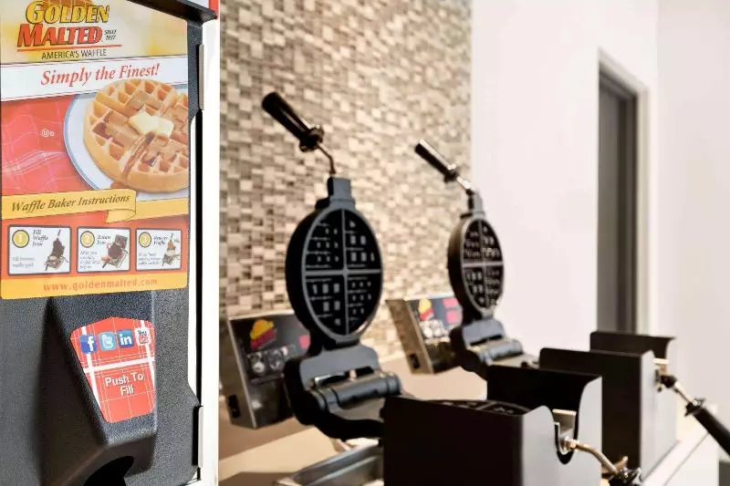 Hotelli La Quinta Inn & Suites By Wyndham Orlando Idrive Theme Parks