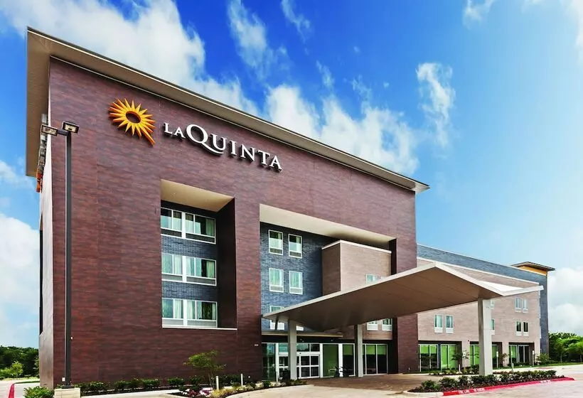 Hotelli La Quinta Inn & Suites By Wyndham Orlando Idrive Theme Parks