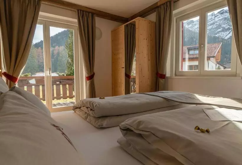 Majatalo Garni Bergblick