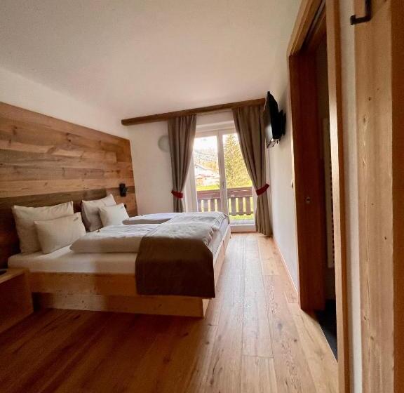 膳宿费 Garni Bergblick