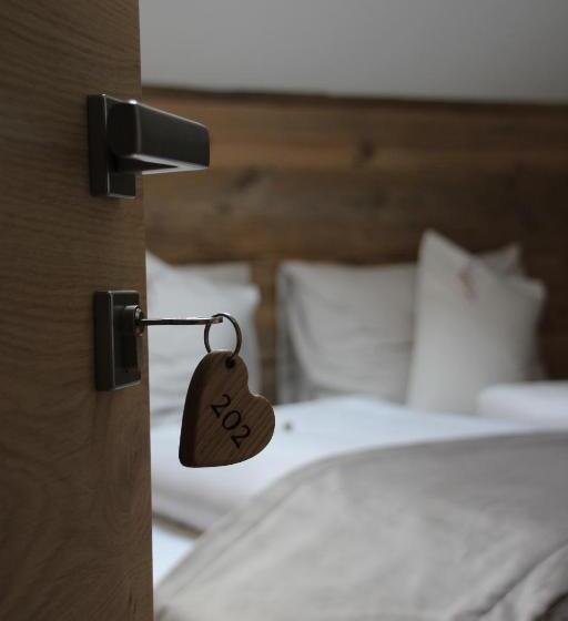 膳宿费 Garni Bergblick