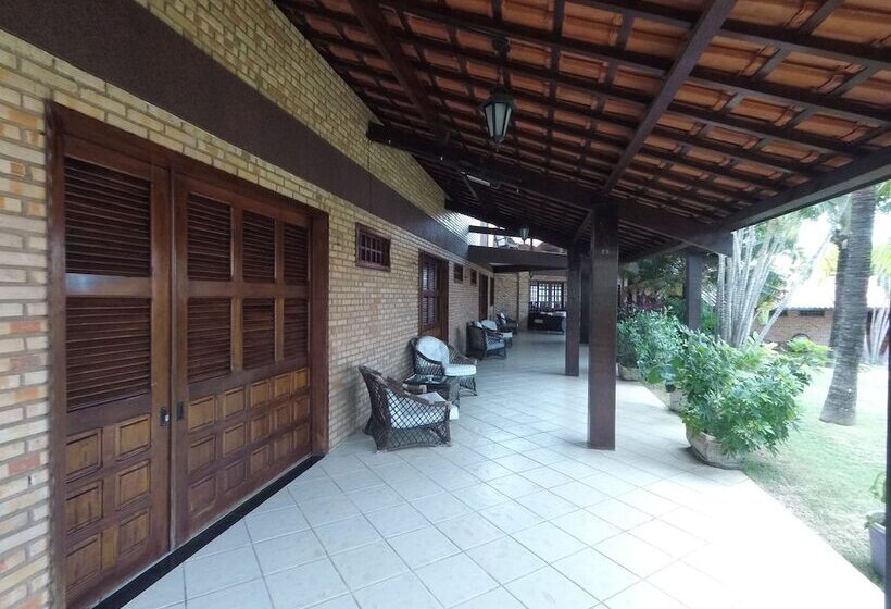 ペンション Kiwi Pousada & Lounge