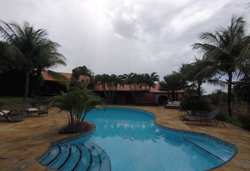 ペンション Kiwi Pousada & Lounge