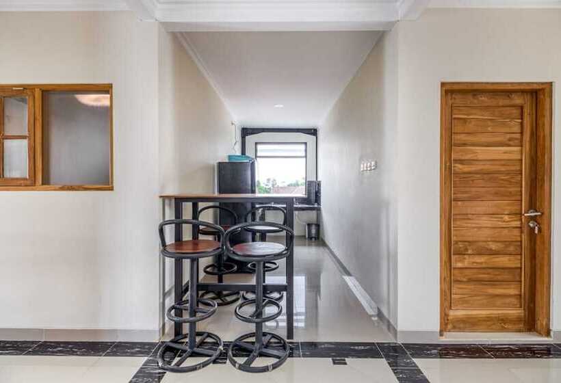 פנסיון Reddoorz Syariah @ Babadan Baru Jakal