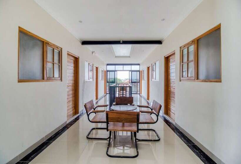 פנסיון Reddoorz Syariah @ Babadan Baru Jakal