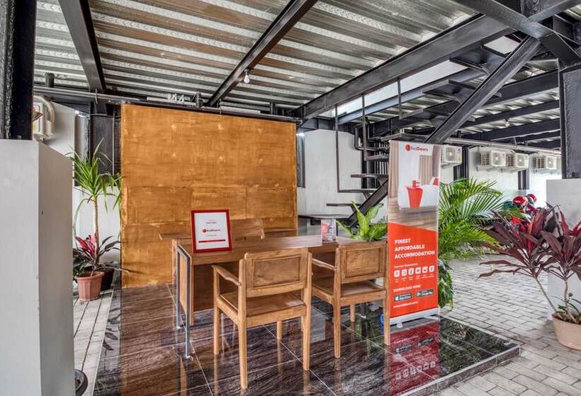 פנסיון Reddoorz Syariah @ Babadan Baru Jakal