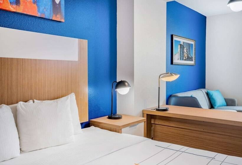 هتل La Quinta Inn & Suites Katy Mills By Wyndham Katy