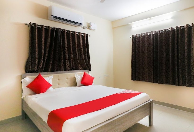 Hotel Oyo 43835 Imperial Stays