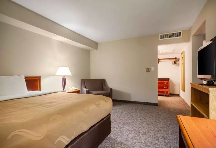 Hotelli Suburban Studios I80 Grand Island