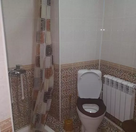ペンション Guest House Ibrohim حلال