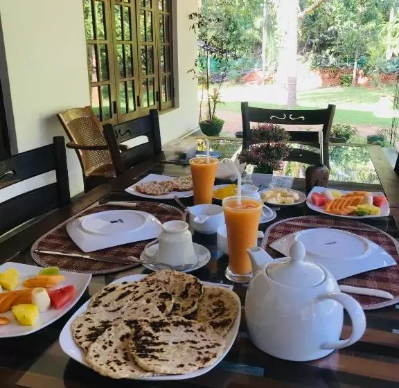 ペンション Wijesiri Family Guest House