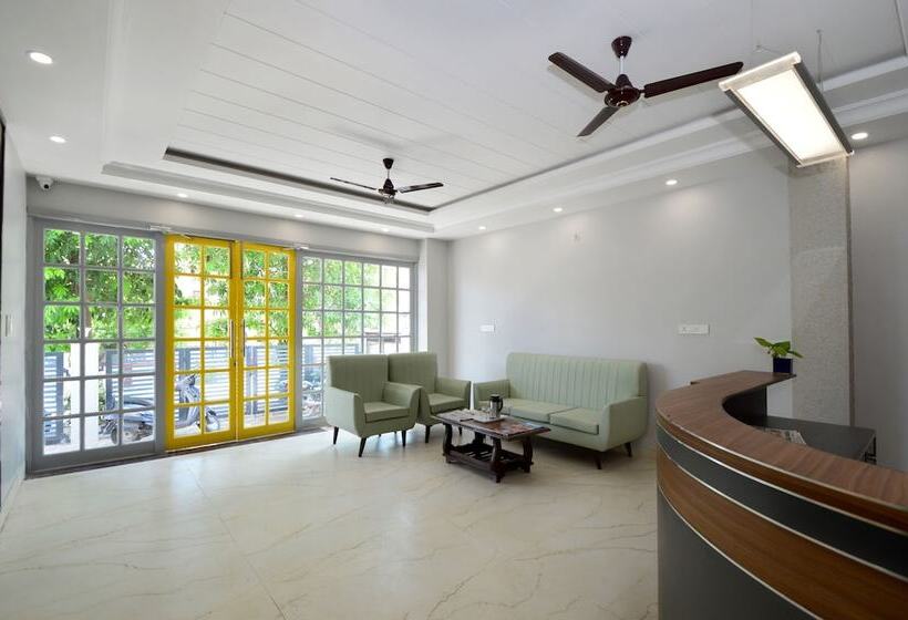 ホテル Zen Rooms Alwar