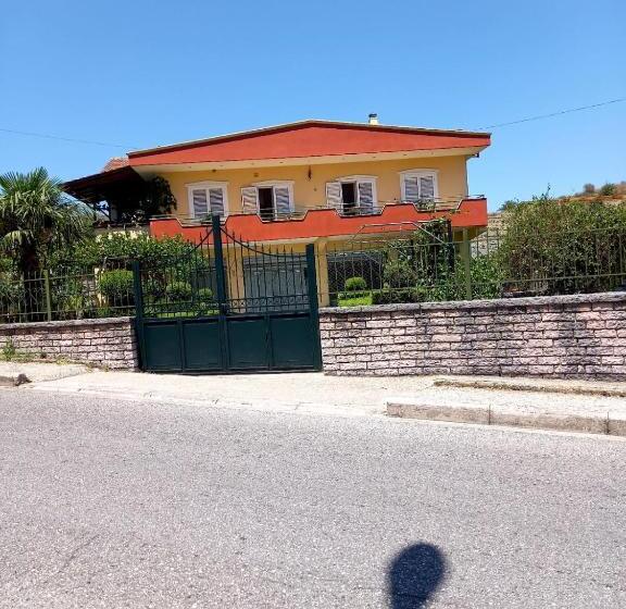 پانسیون Guesthousemantho