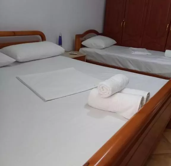 ペンション Guesthousemantho