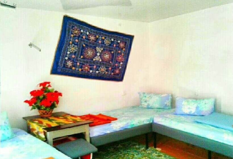 פנסיון History Guest House