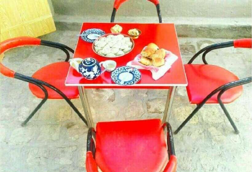 פנסיון History Guest House