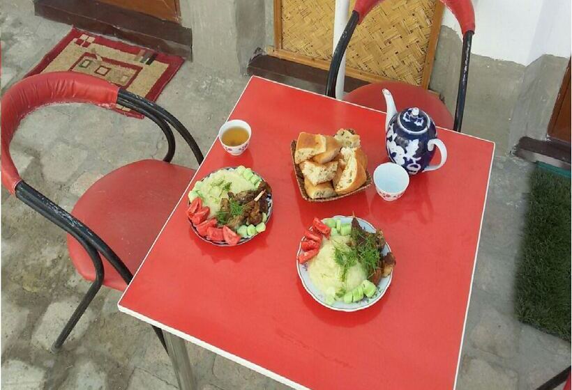 פנסיון History Guest House