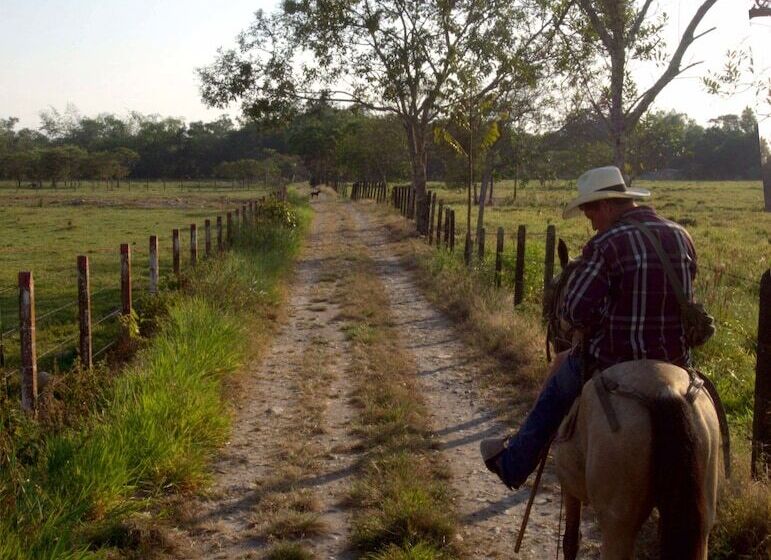 בית מלון כפרי Rio Humadea