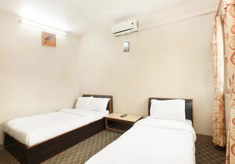 Hotel Ugrachandi By Oyo Rooms