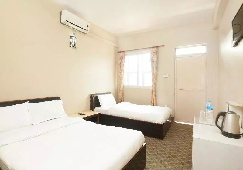 Hotel Ugrachandi By Oyo Rooms