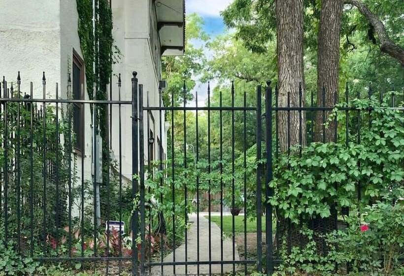 The Lancaster Manor Bed And Breakfast